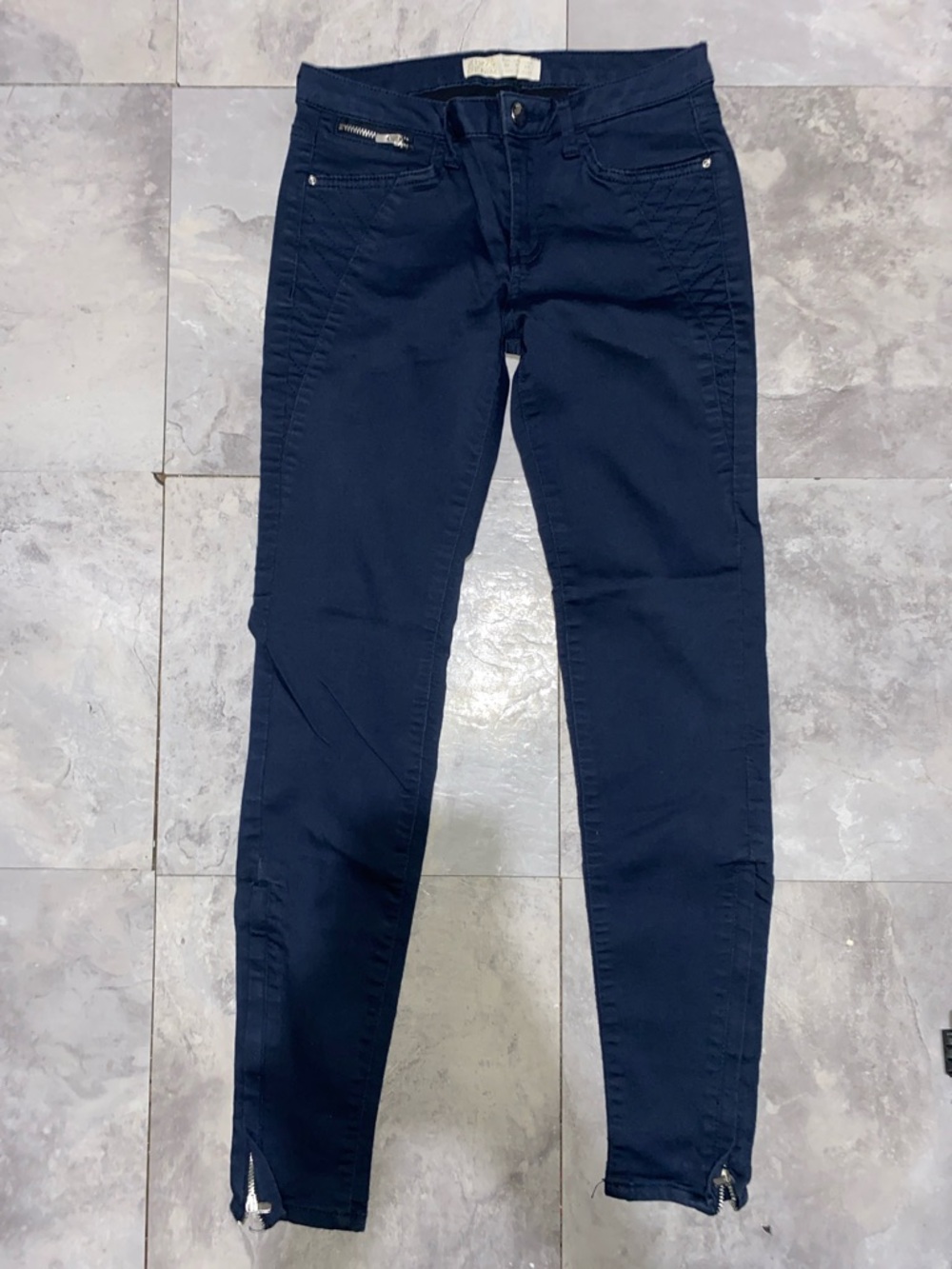 Navy Slim Moto Zip Hem Pants Zara basic dept. women size 2 can fit a 1 or 0